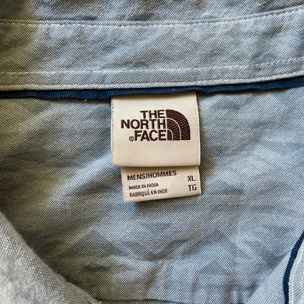 The North Face Mens Button Down Shirt Size XL